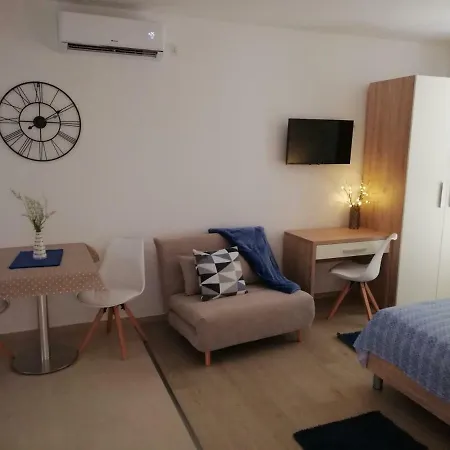 Kalelarga 4 Apartmán
