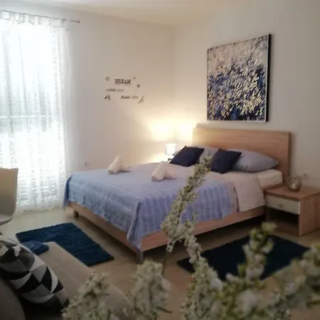 Kalelarga 4 Apartmán